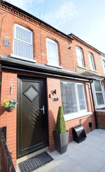 Belfast Luxury Lets - Windsor Townhouse Villa Exterior photo